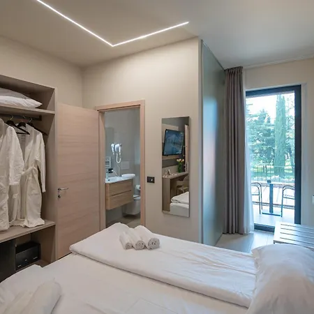 Ile Hotel