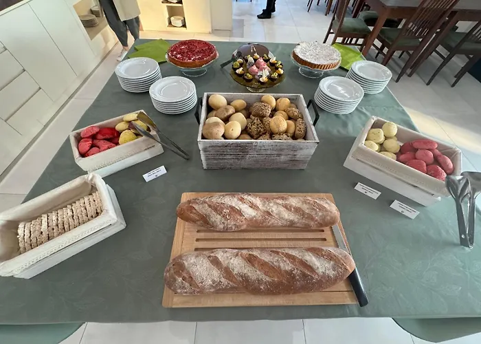 Ile מלון פסקיארה דל גארדה