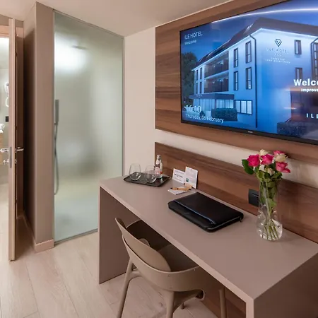 Ile Hotel 3*