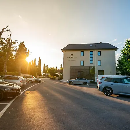 Ile Otel